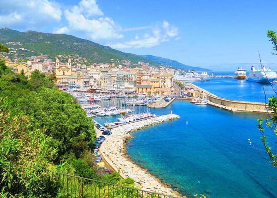 Charmant Studio Climatise Avec Parking, Au Coeur De Pietranera, Plage A 500M, Bastia A 2Km Ville-di-Pietrabugno エクステリア 写真